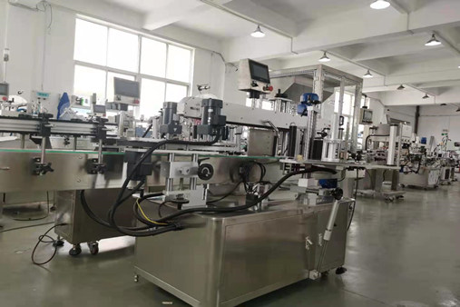 请问这种标签是用什么打印机打印的？